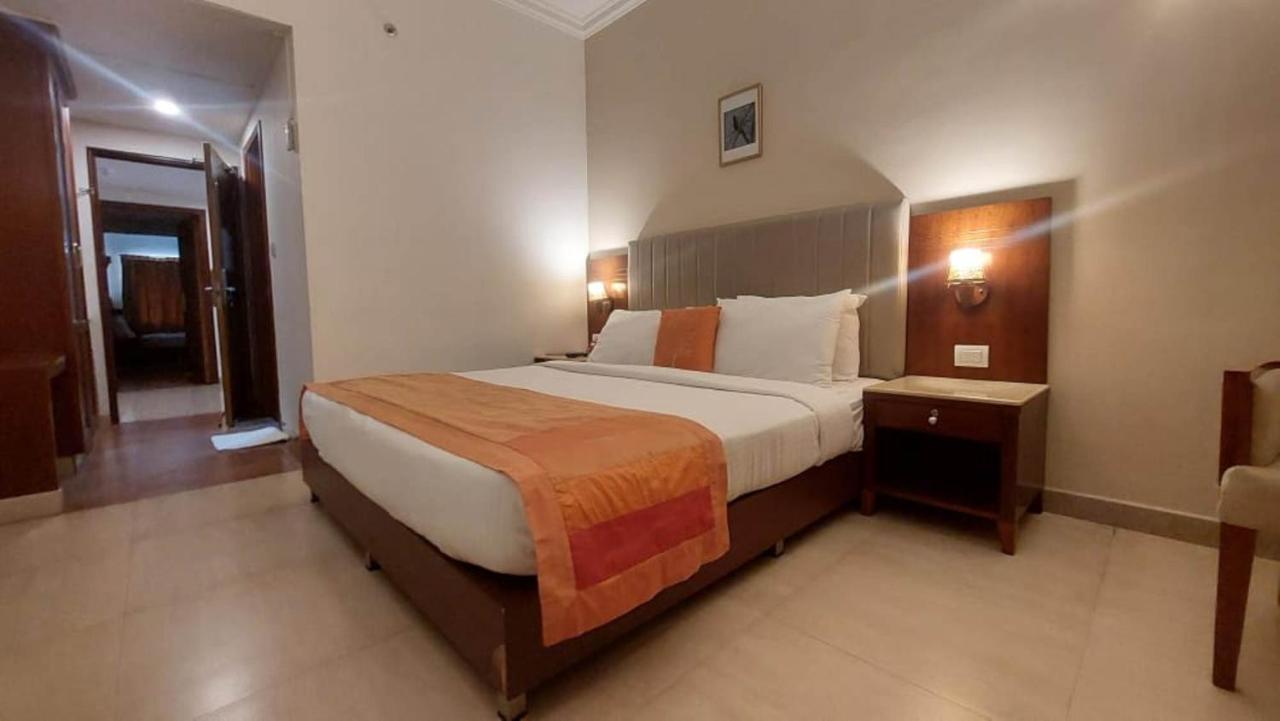 Cochin Palace Kochi Exteriör bild