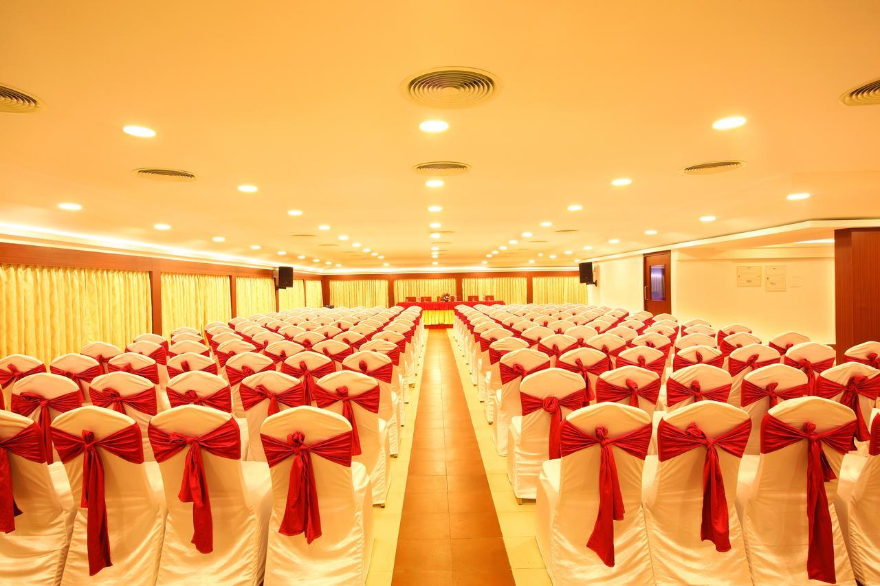 Cochin Palace Kochi Exteriör bild